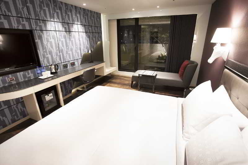 Royal Group Hotel Minghua Branch Kaohsiung Extérieur photo