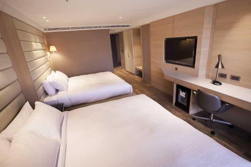 Royal Group Hotel Minghua Branch Kaohsiung Extérieur photo