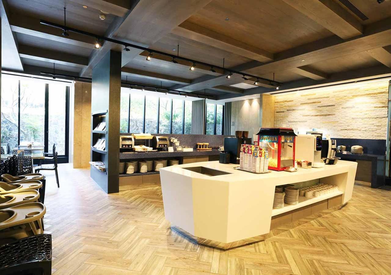 Royal Group Hotel Minghua Branch Kaohsiung Extérieur photo